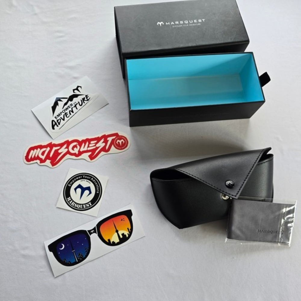 🆕️ MARSQUEST Black Leather Sunglasses Case‎ with Cleaning Cloth